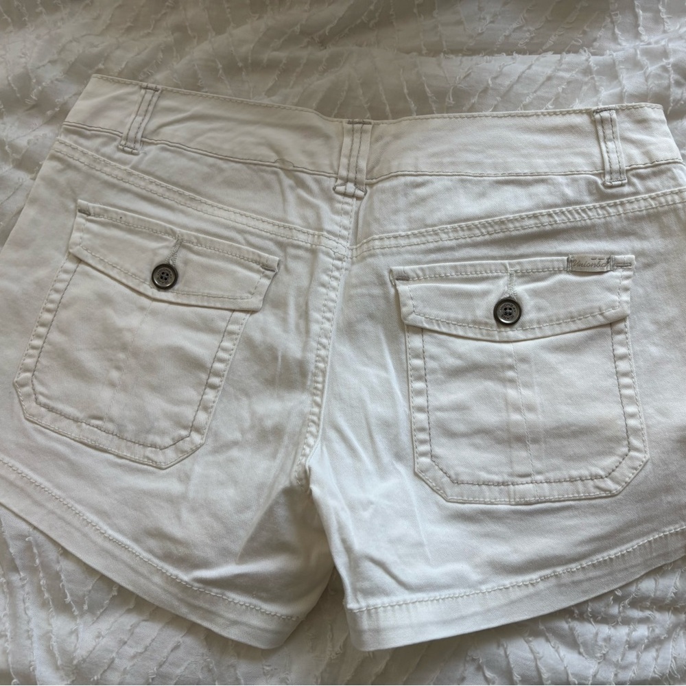 NWOT Unionbay White Short Shorts. Size M
